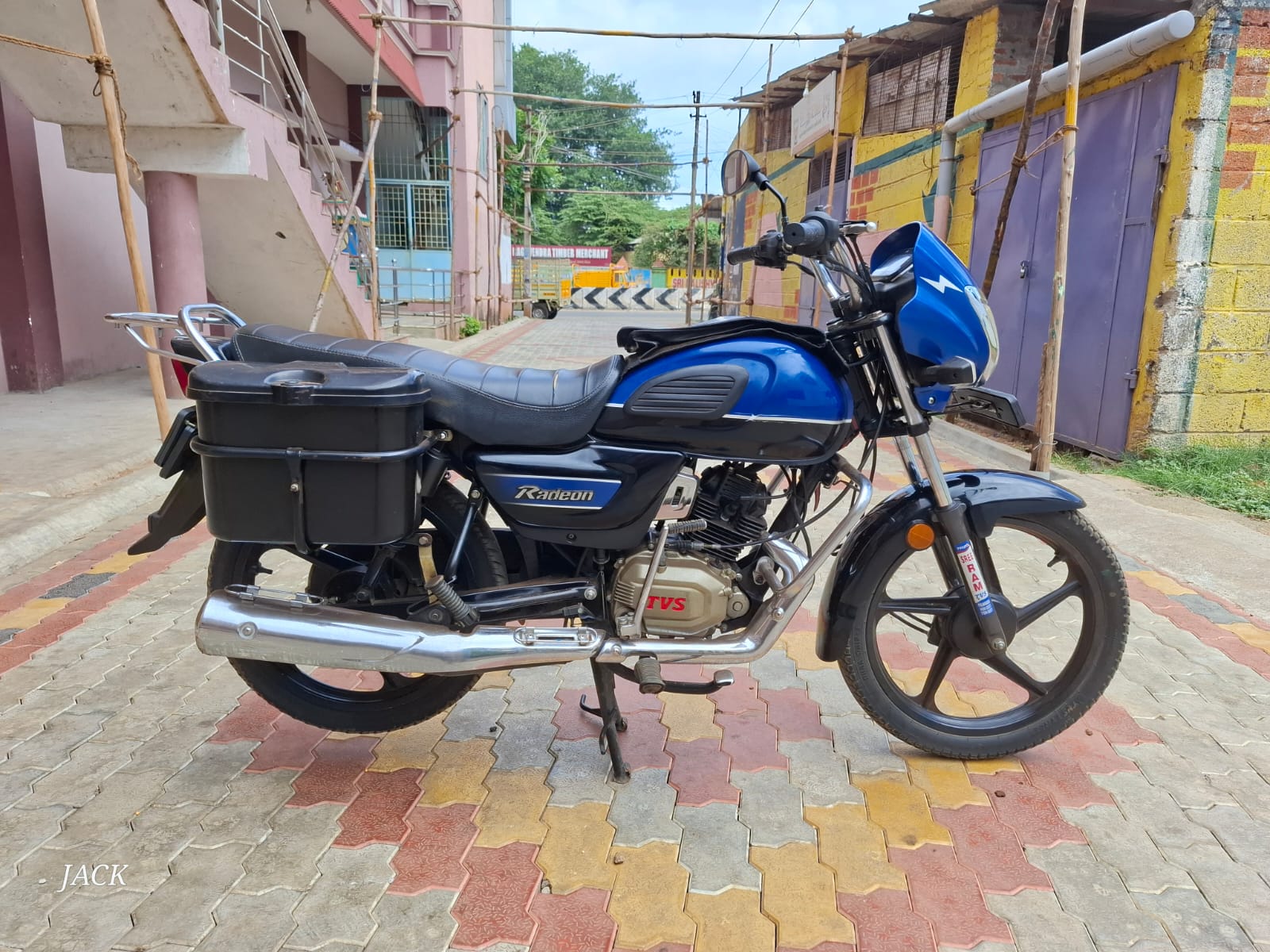 TVS Radeon